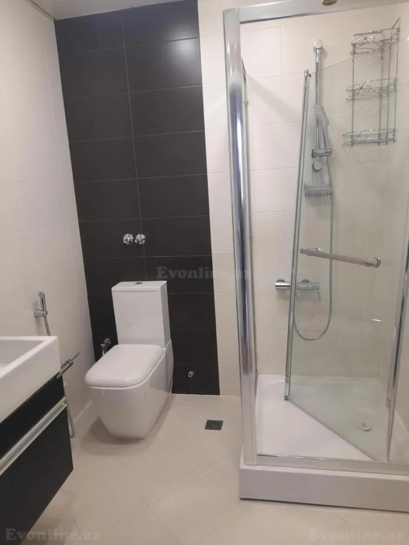 Satılır 4 otaqlı Mənzil Yeni tikili 175 m² İnşaatçılar m. - şəkil 12