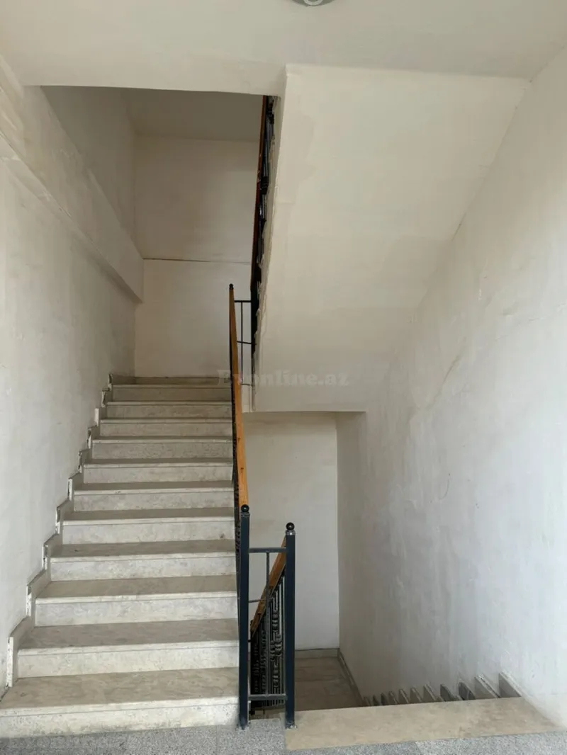 Satılır 3 otaqlı Mənzil Yeni tikili 150 m² Elmlər Akademiyası m. - şəkil 14