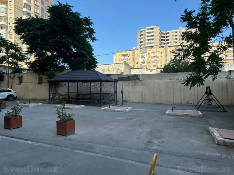 Satılır 3 otaqlı Mənzil Yeni tikili 150 m² Elmlər Akademiyası m. - şəkil 21