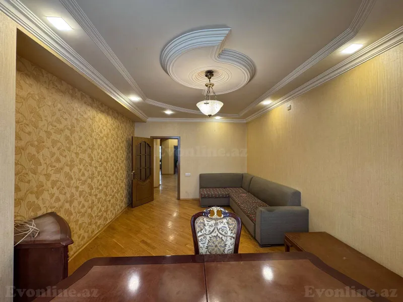 Satılır 3 otaqlı Mənzil Yeni tikili 130 m² İnşaatçılar m. - şəkil 2