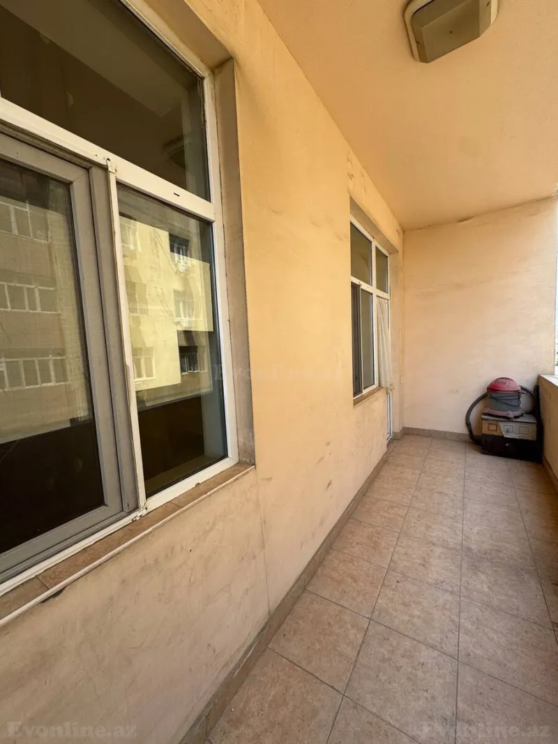Satılır 3 otaqlı Mənzil Yeni tikili 130 m² İnşaatçılar m. - şəkil 8