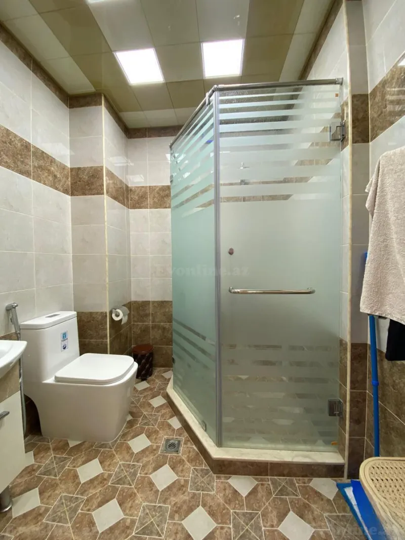 Kirayə verilir 3 otaqlı Mənzil Yeni tikili 100 m² Nəsimi m. - şəkil 17