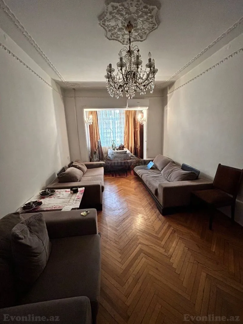 3 otaqlı Mənzil 90 m² Memar Əcəmi m. Satılır