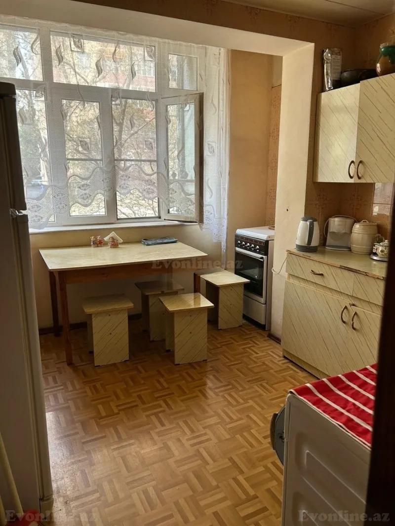 Satılır 3 otaqlı Mənzil Köhnə tikili 90 m² Memar Əcəmi m. - şəkil 12
