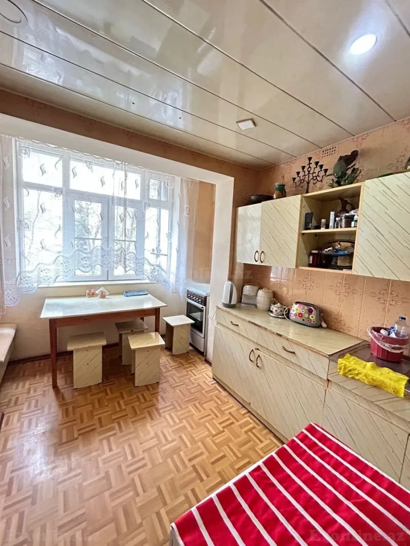 Satılır 3 otaqlı Mənzil Köhnə tikili 90 m² Memar Əcəmi m. - şəkil 17