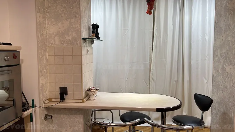Satılır 3 otaqlı Mənzil Köhnə tikili 95 m² Gənclik m. - şəkil 6