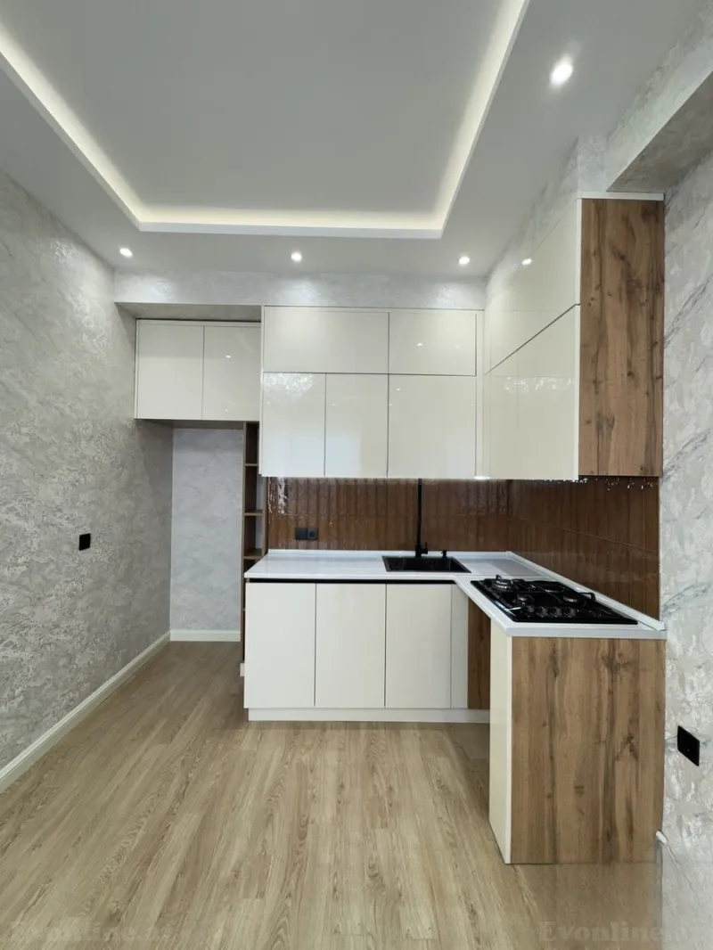 Satılır 2 otaqlı Mənzil Yeni tikili 75 m² Qara Qarayev m. - şəkil 3