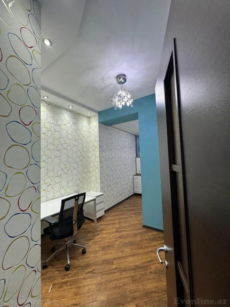 Kirayə verilir 3 otaqlı Mənzil Yeni tikili 102 m² Sahil m. - şəkil 4