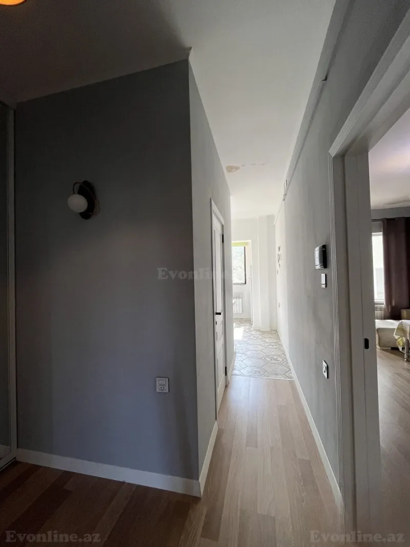 Satılır 2 otaqlı Mənzil Köhnə tikili 65 m² İnşaatçılar m. - şəkil 6