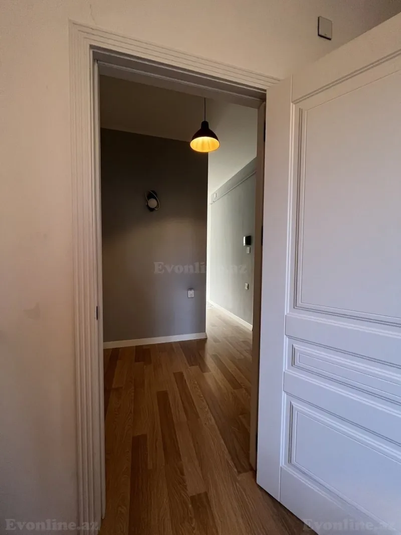 Satılır 2 otaqlı Mənzil Köhnə tikili 65 m² İnşaatçılar m. - şəkil 7