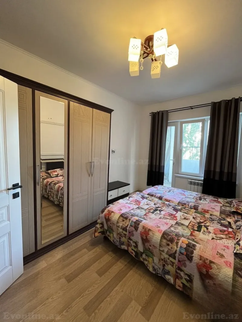 Satılır 2 otaqlı Mənzil Köhnə tikili 65 m² İnşaatçılar m. - şəkil 11