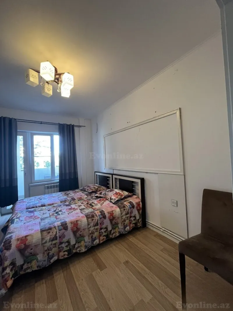 Satılır 2 otaqlı Mənzil Köhnə tikili 65 m² İnşaatçılar m. - şəkil 12