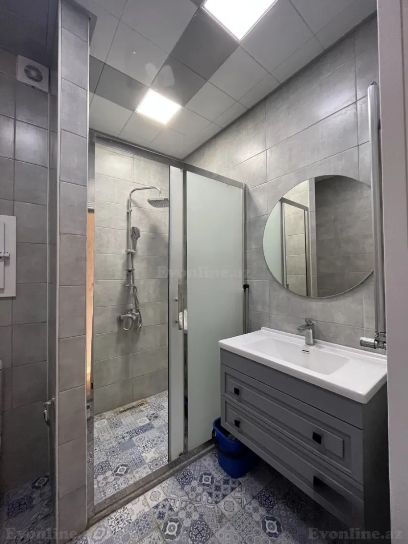 Satılır 2 otaqlı Mənzil Köhnə tikili 65 m² İnşaatçılar m. - şəkil 13