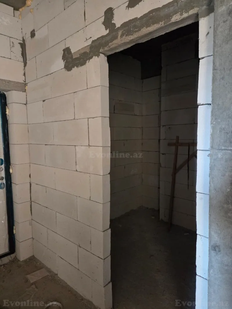 Satılır 3 otaqlı Mənzil Yeni tikili 90 m² Qara Qarayev m. - şəkil 2