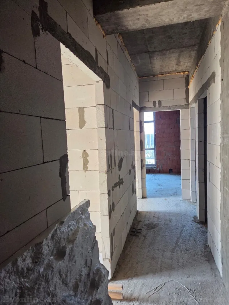 Satılır 3 otaqlı Mənzil Yeni tikili 90 m² Qara Qarayev m. - şəkil 5