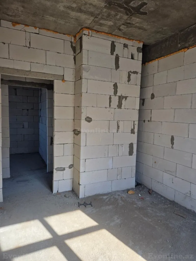 Satılır 3 otaqlı Mənzil Yeni tikili 90 m² Qara Qarayev m. - şəkil 12
