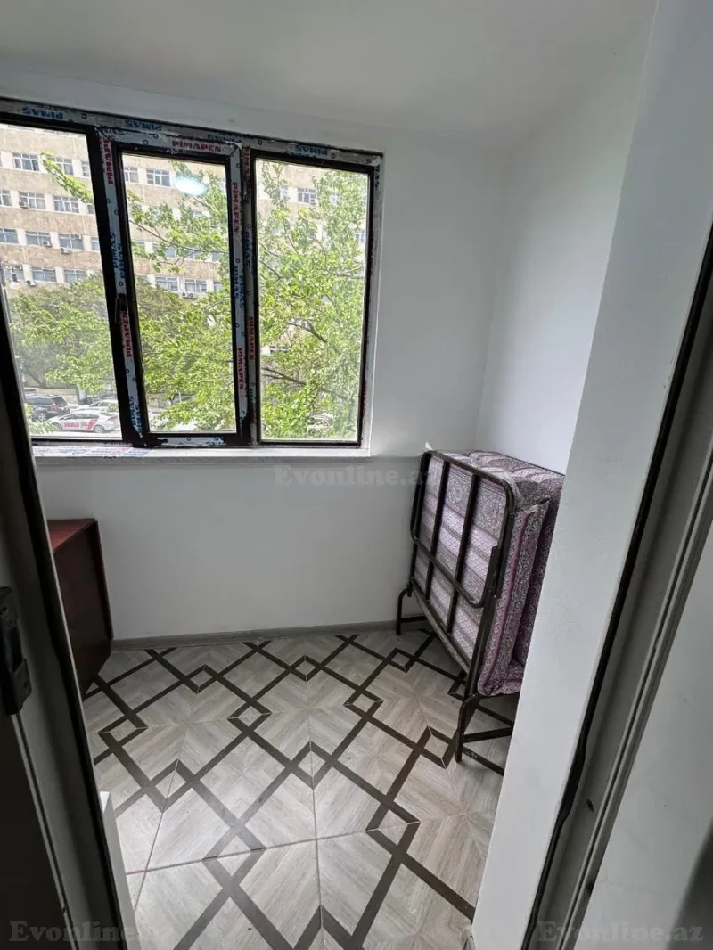 Kirayə verilir 2 otaqlı Mənzil Köhnə tikili 50 m² Elmlər Akademiyası m. - şəkil 12