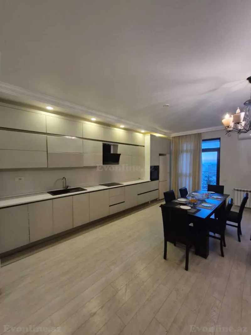 2 otaqlı Mənzil 108 m² Nizami m. Kirayə verilir
