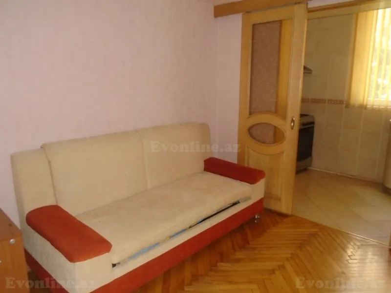 Kirayə verilir 3 otaqlı Mənzil Köhnə tikili 55 m² Elmlər Akademiyası m. - şəkil 2