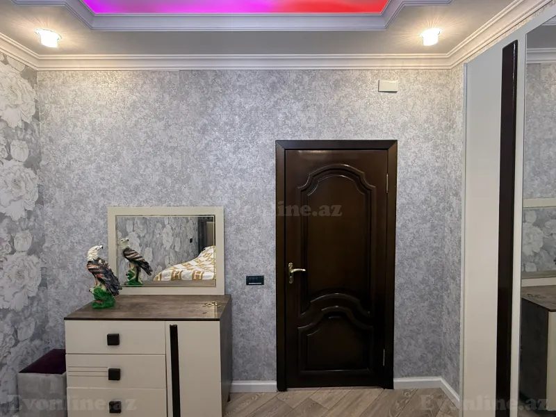 Satılır 2 otaqlı Mənzil Köhnə tikili 55 m² 20 Yanvar m. - şəkil 9