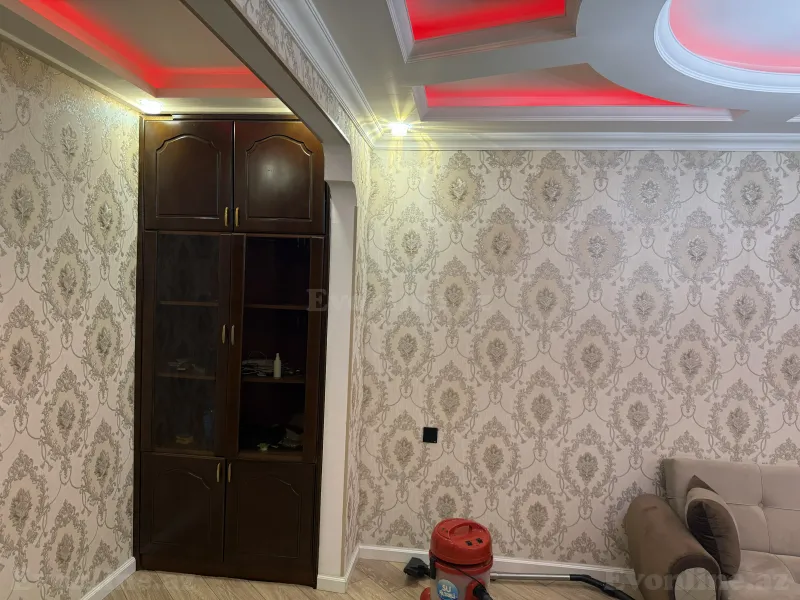 Satılır 2 otaqlı Mənzil Köhnə tikili 55 m² 20 Yanvar m. - şəkil 12