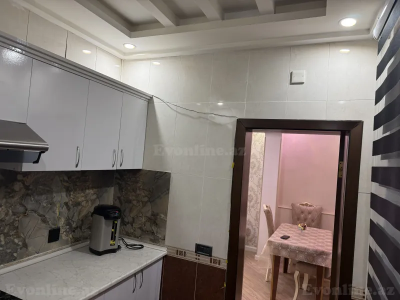 Satılır 2 otaqlı Mənzil Köhnə tikili 55 m² 20 Yanvar m. - şəkil 18