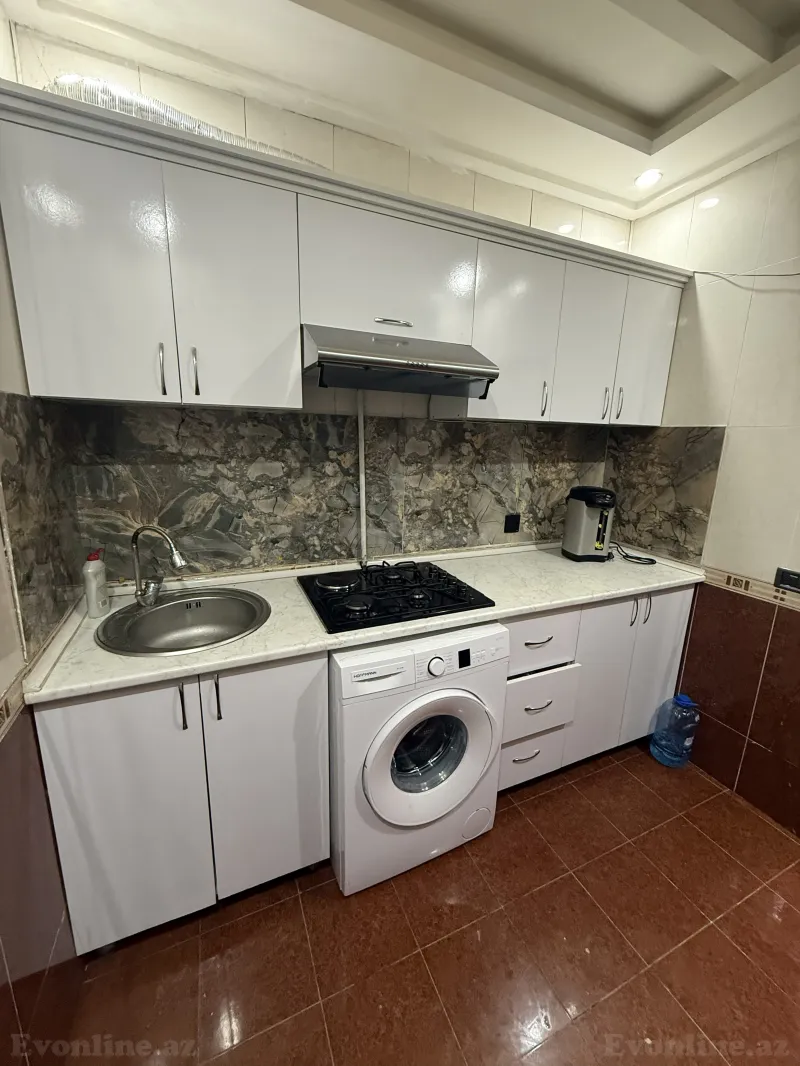 Satılır 2 otaqlı Mənzil Köhnə tikili 55 m² 20 Yanvar m. - şəkil 19