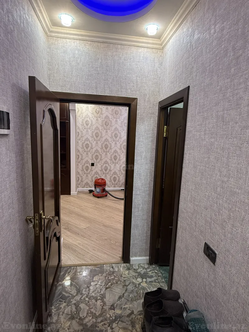 Satılır 2 otaqlı Mənzil Köhnə tikili 55 m² 20 Yanvar m. - şəkil 22