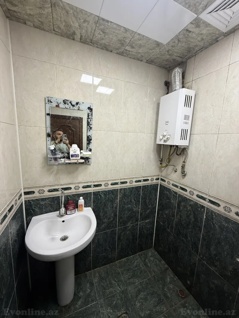Satılır 2 otaqlı Mənzil Köhnə tikili 55 m² 20 Yanvar m. - şəkil 26