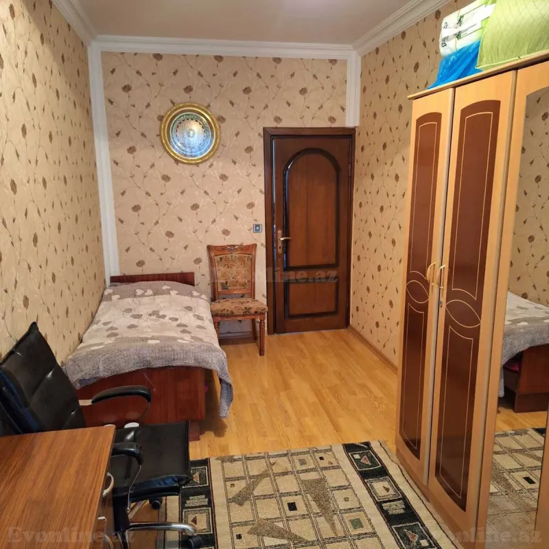 Satılır 2 otaqlı Mənzil Köhnə tikili 60 m² Gənclik m. - şəkil 3