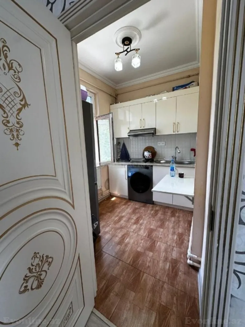 Satılır 2 otaqlı Mənzil Köhnə tikili 60 m² Memar Əcəmi m. - şəkil 4