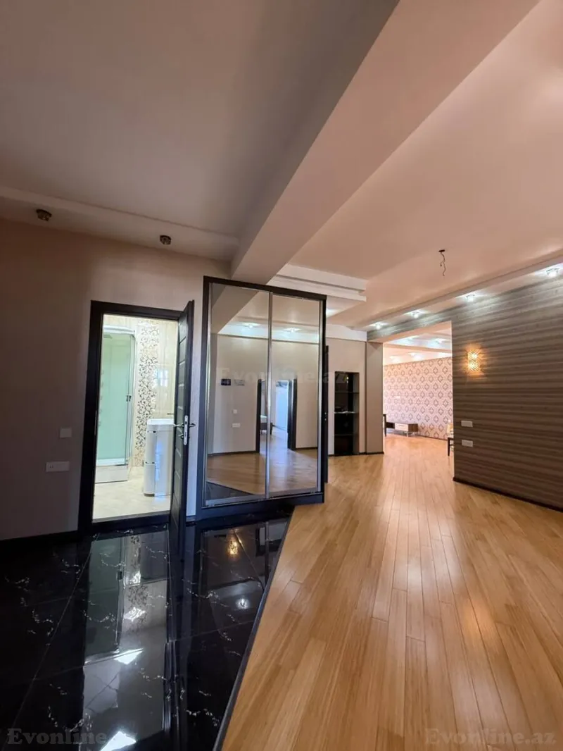 Kirayə verilir 4 otaqlı Mənzil Yeni tikili 170 m² 28 May m. - şəkil 13