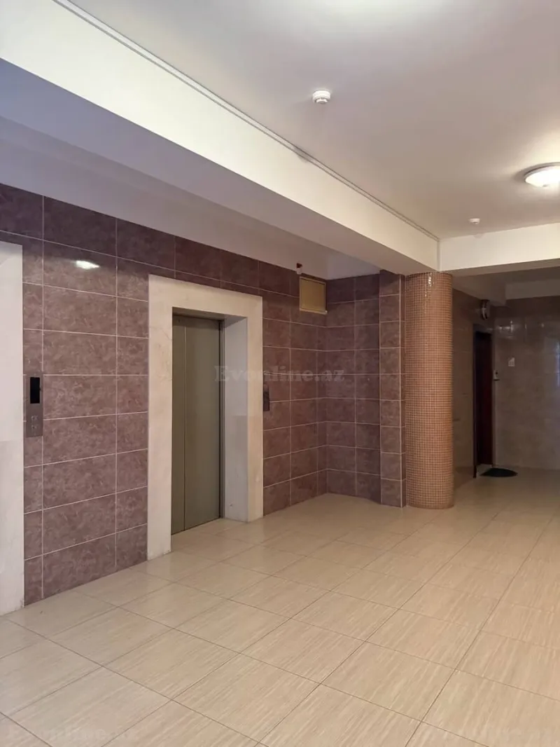 Kirayə verilir 4 otaqlı Mənzil Yeni tikili 170 m² 28 May m. - şəkil 29