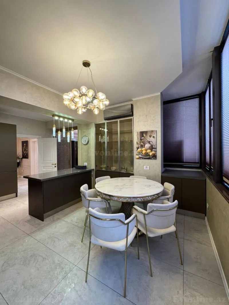 Kirayə verilir 4 otaqlı Mənzil Yeni tikili 160 m² Elmlər Akademiyası m. - şəkil 9
