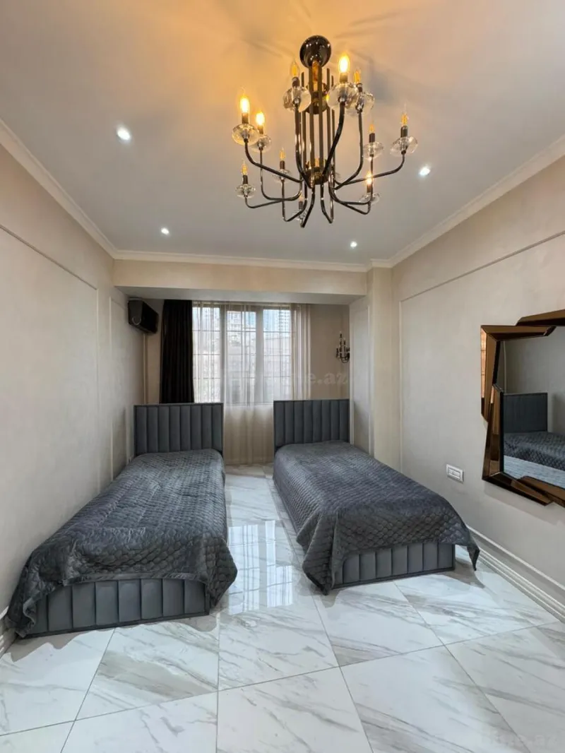 Kirayə verilir 4 otaqlı Mənzil Yeni tikili 160 m² Elmlər Akademiyası m. - şəkil 16
