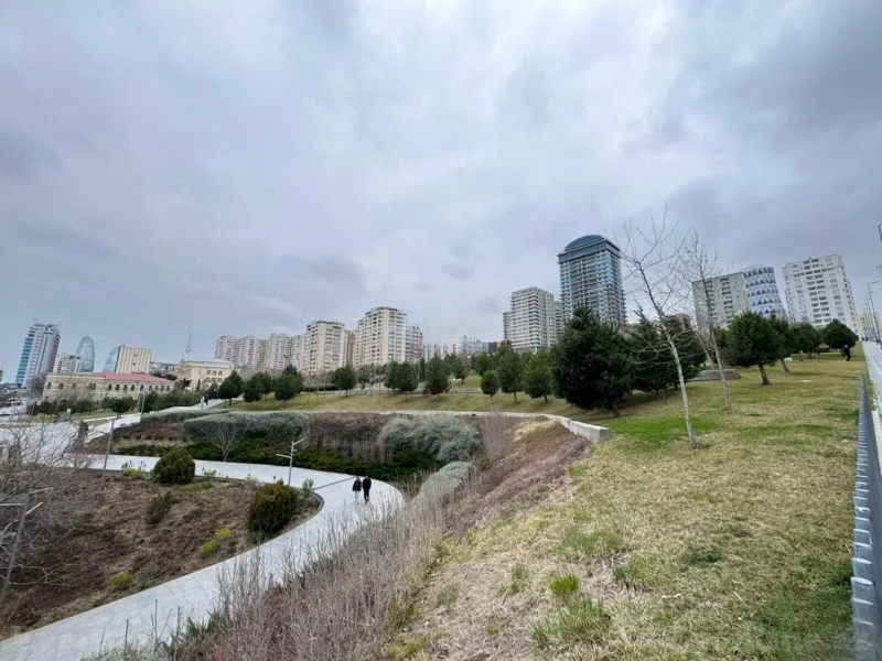 Kirayə verilir 4 otaqlı Mənzil Yeni tikili 160 m² Elmlər Akademiyası m. - şəkil 27