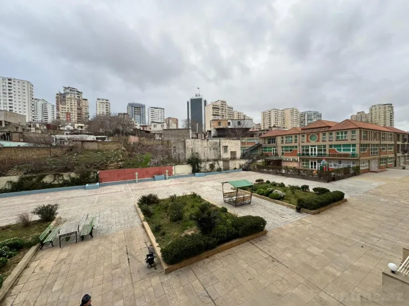 Kirayə verilir 4 otaqlı Mənzil Yeni tikili 160 m² Elmlər Akademiyası m. - şəkil 29