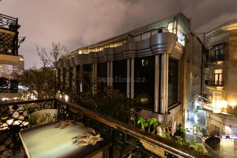 Kirayə verilir 3 otaqlı Mənzil Köhnə tikili 80 m² Sahil m. - şəkil 4