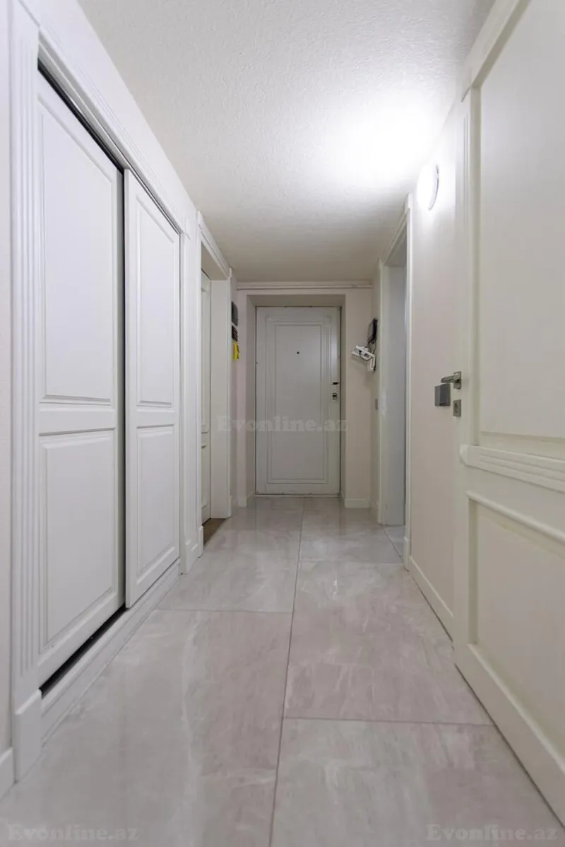 Kirayə verilir 3 otaqlı Mənzil Köhnə tikili 80 m² Sahil m. - şəkil 18