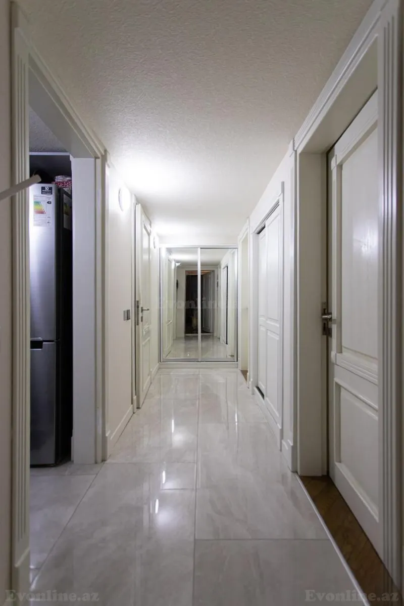 Kirayə verilir 3 otaqlı Mənzil Köhnə tikili 80 m² Sahil m. - şəkil 20