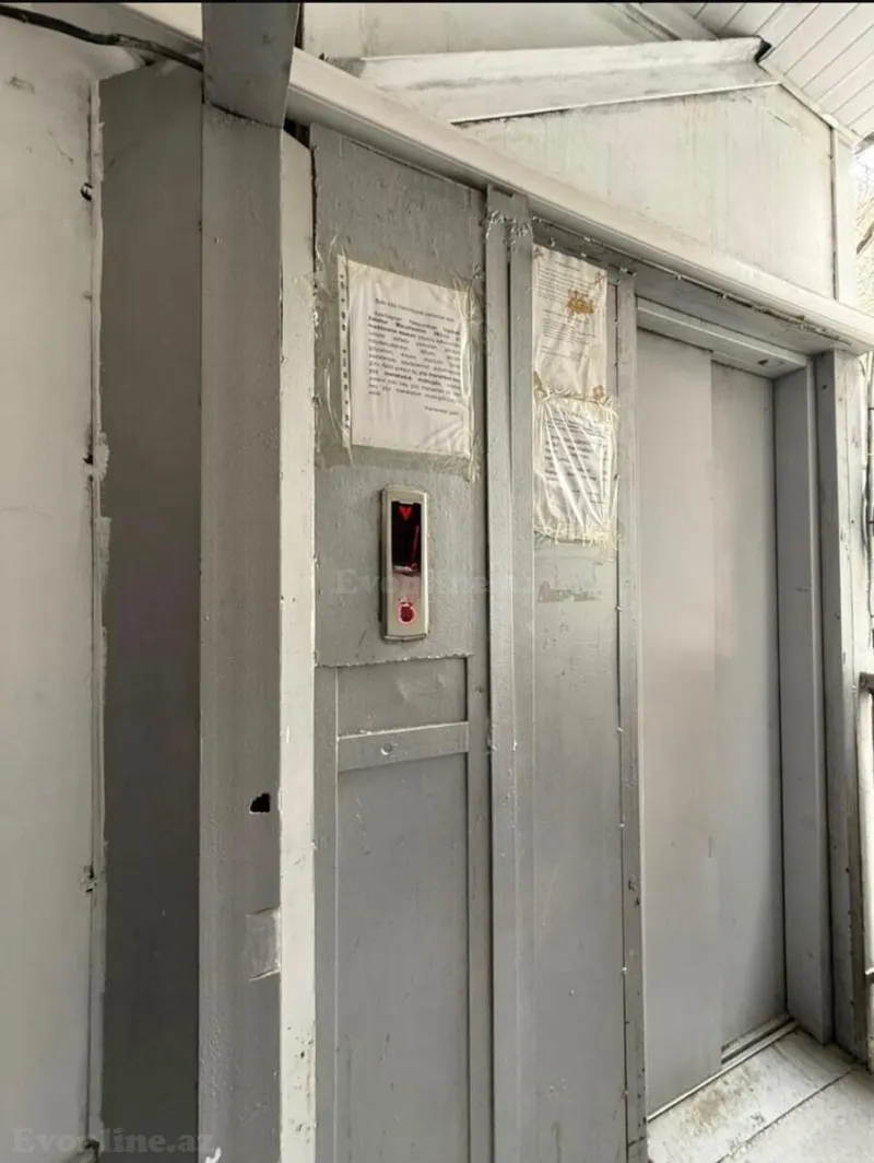 Kirayə verilir 3 otaqlı Mənzil Köhnə tikili 80 m² Sahil m. - şəkil 29