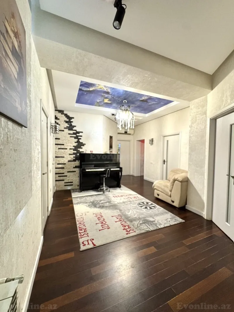 Satılır 4 otaqlı Mənzil Yeni tikili 138 m² Həzi Aslanov m. - şəkil 12