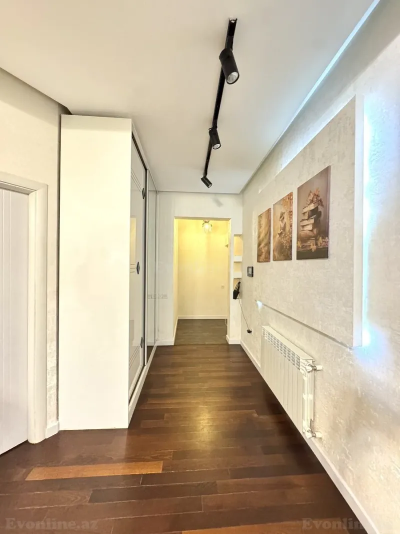 Satılır 4 otaqlı Mənzil Yeni tikili 138 m² Həzi Aslanov m. - şəkil 13
