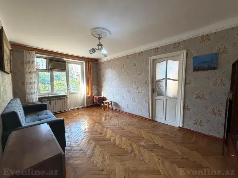 Satılır 2 otaqlı Mənzil Köhnə tikili 45 m² Xətai r. - şəkil 2