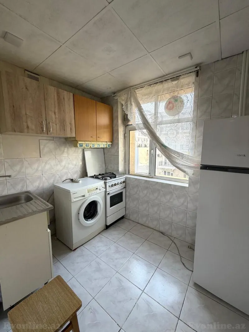 Satılır 2 otaqlı Mənzil Köhnə tikili 45 m² Xətai r. - şəkil 5