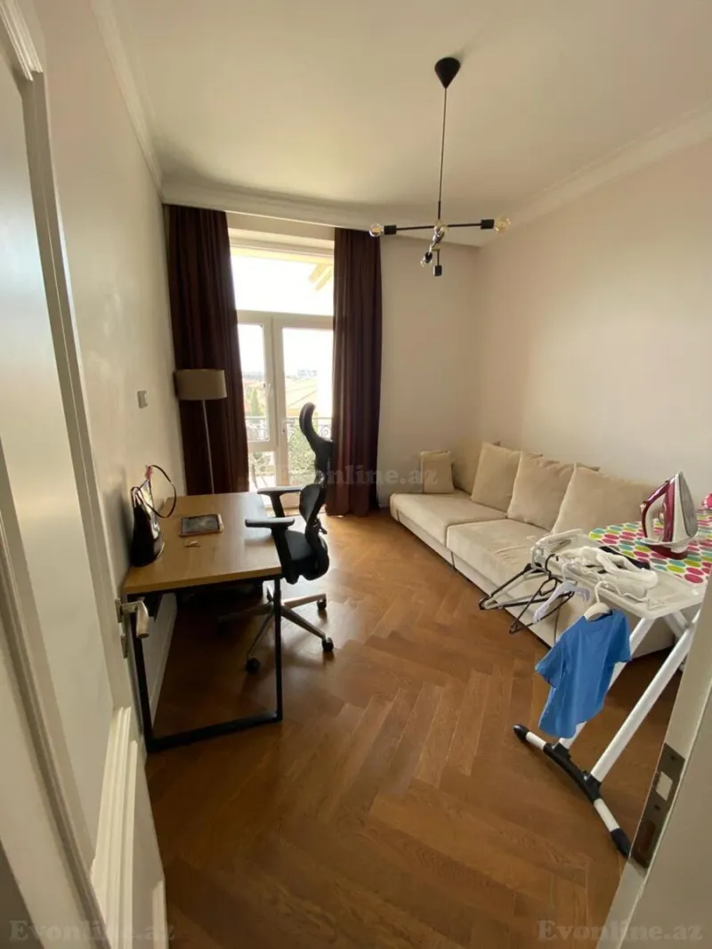 Kirayə verilir 3 otaqlı Mənzil Yeni tikili 130 m² Xətai r. - şəkil 5