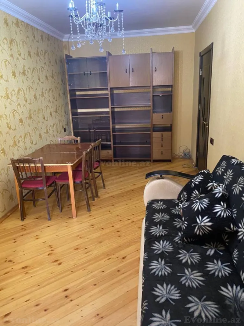 2 otaqlı Mənzil 52 m² İnşaatçılar m. Satılır