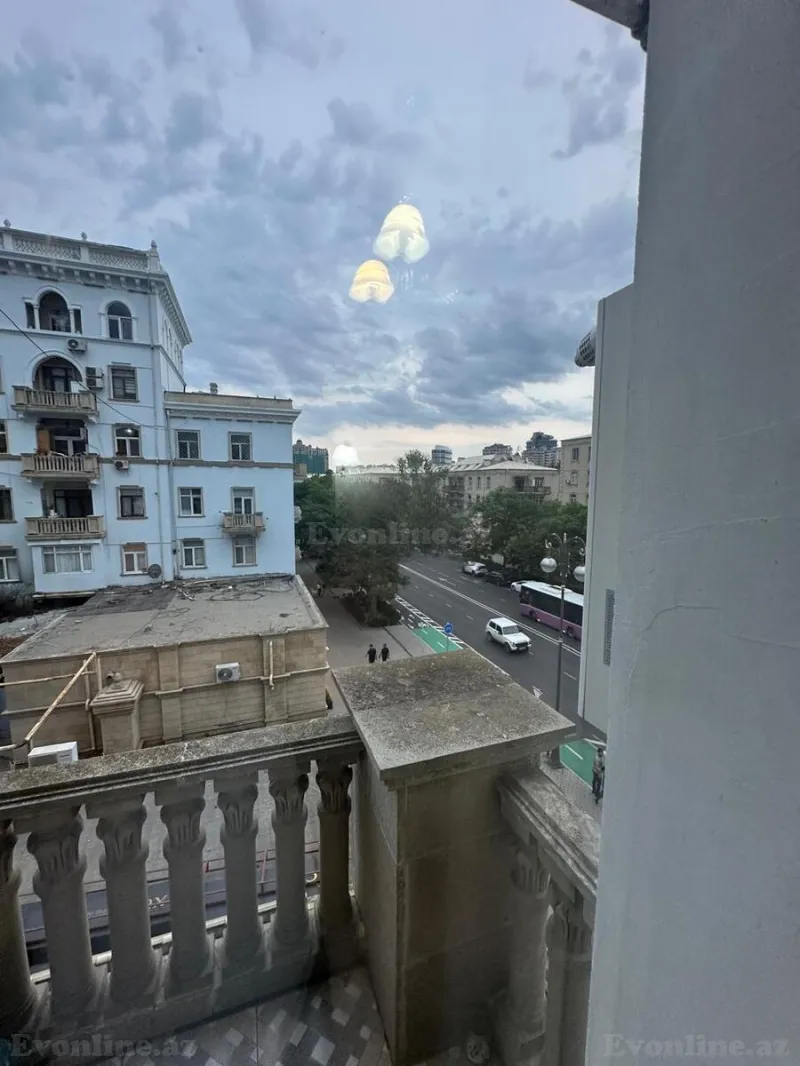 Satılır 2 otaqlı Mənzil Köhnə tikili 40.4 m² Elmlər Akademiyası m. - şəkil 7