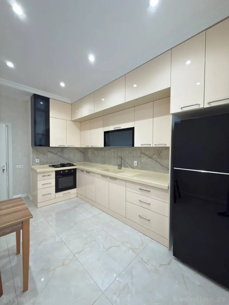 Satılır 2 otaqlı Mənzil Yeni tikili 98 m² Nəsimi r. - şəkil 9