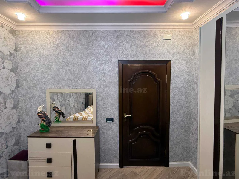 Satılır 2 otaqlı Mənzil Köhnə tikili 55 m² 20 Yanvar m. - şəkil 8